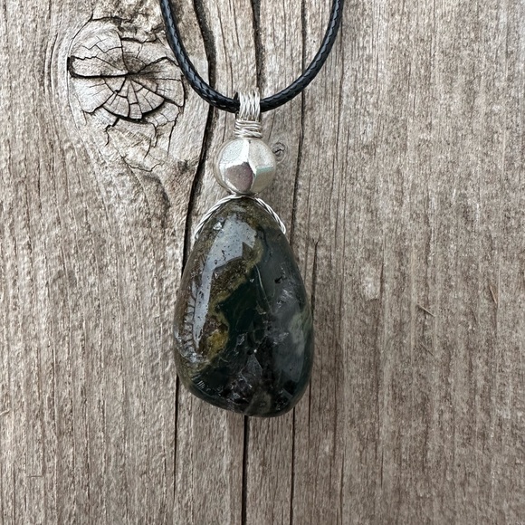 Ocean Jasper Necklace Connected to Joy, Release and Alignment. - Picture 5 of 7